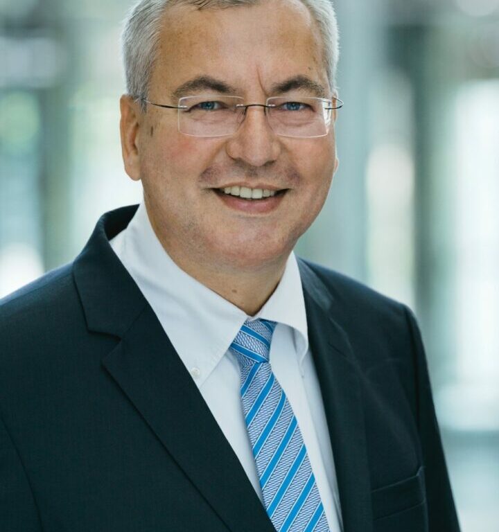 Rohde & Schwarz nomme un Monsieur « automobile »