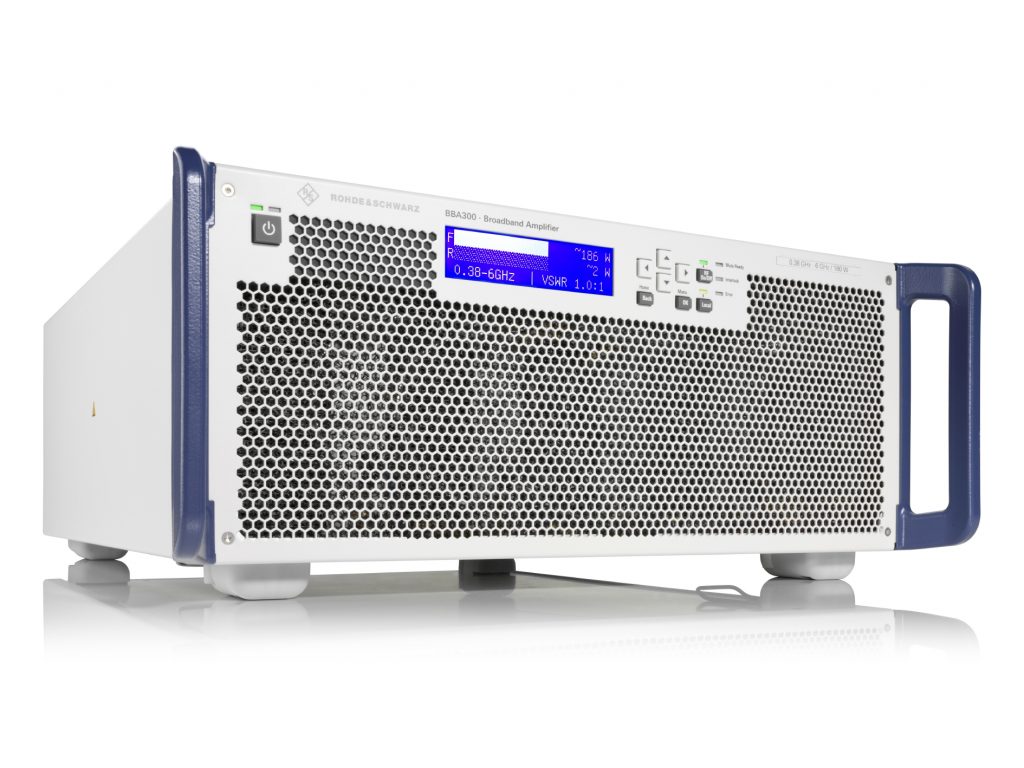 Amplificateur RF à très large bande